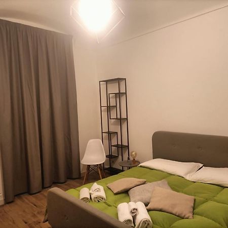 Bed and Breakfast Gusterhouse Ivrea Esterno foto