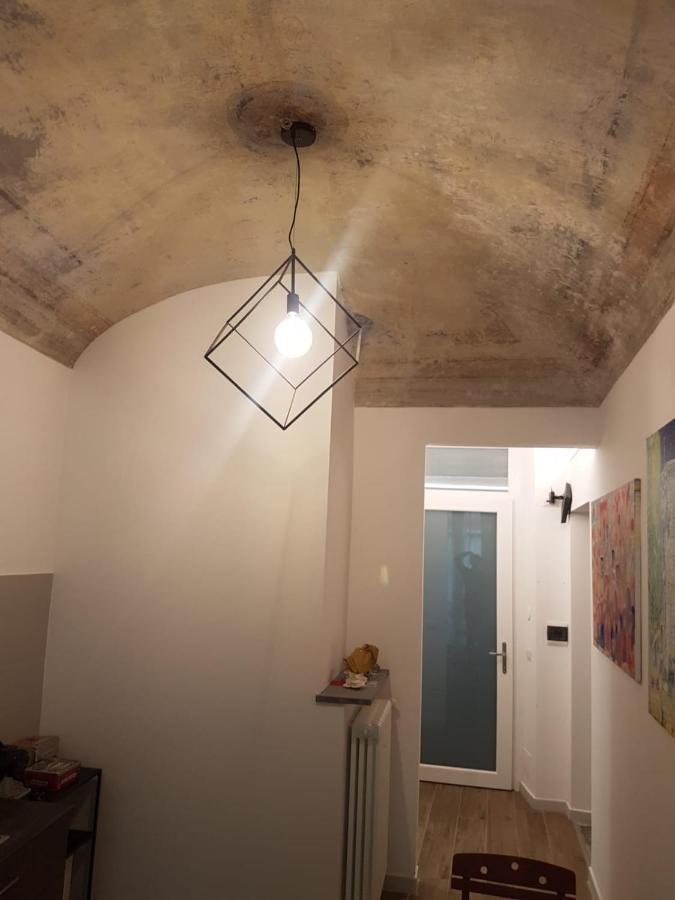 Bed and Breakfast Gusterhouse Ivrea Esterno foto