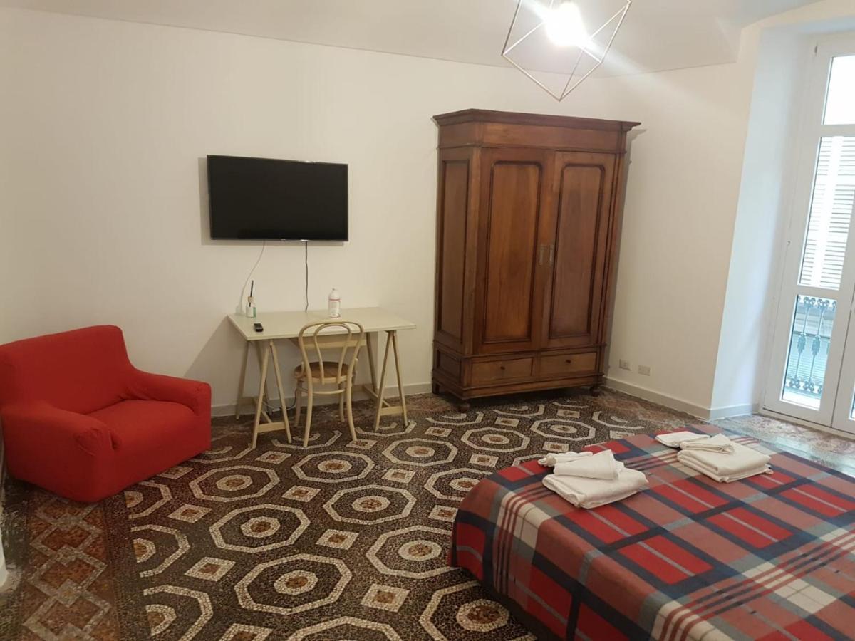 Bed and Breakfast Gusterhouse Ivrea Esterno foto